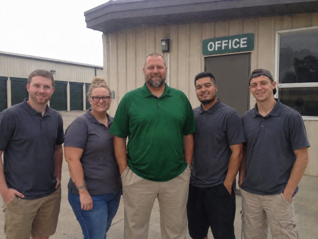 Pest control professionals in Sterling Heights, MI